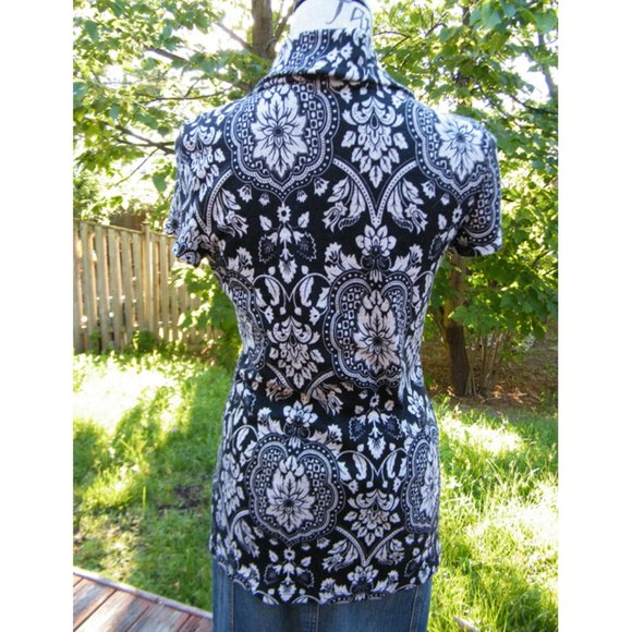 Jersey Top w Paisley Print - Picture 7 of 7